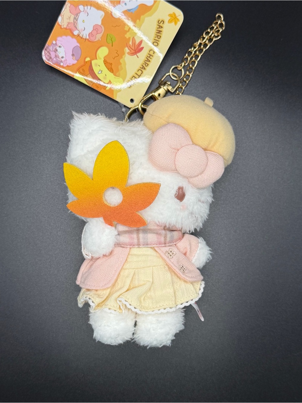 Snario The Autumn Series Hello Kitty plush/keychain mk191